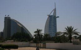 Jumeirah Beach Hotel & Burj Al Arab Hotel