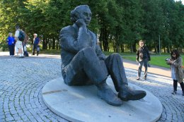 Statue of Estonian composer Gustav Ernesaks