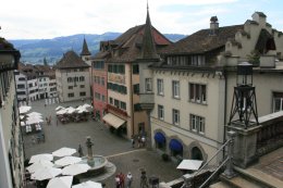 Rapperswil Hauptplatz (main square), former Rathaus (town hall) to the right