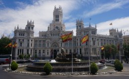 Plaza de Cibeles & City Hall
