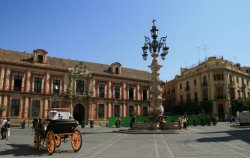 Plaza Virgen de Los Reyes