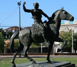 The Stagecoach (La Diligencia) Monument