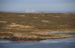 The Seven Seas Mariner preceded us out of the harbour