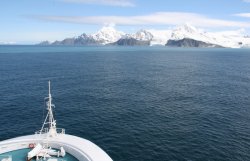 Rounding Elephant Island and heading for Gibbs Island