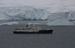 Passing expedition class cruise ship in the Neumayer Channel