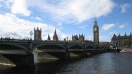 The Houses of Parliament behind the Westminster Bridge