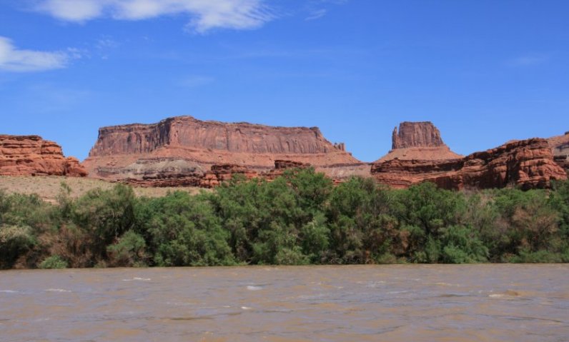 Canyonlands National Park from Colorado River